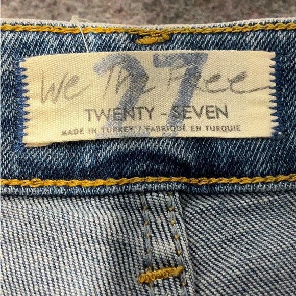 We The Free Blue Skinny Jeans Fitted Style - Picture 3 of 3